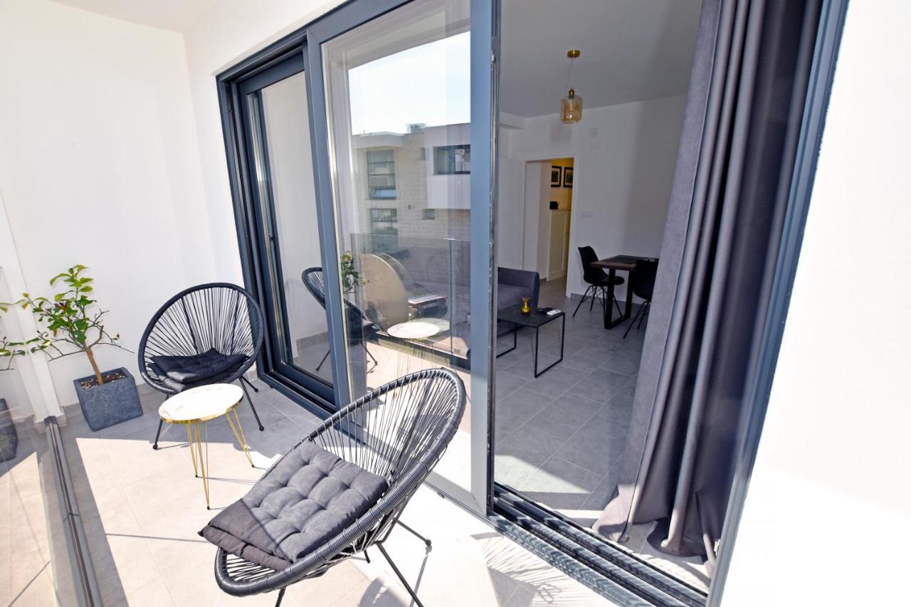 4K - Modern Apartment Very Close To The Sea Herceg Novi Exterior photo